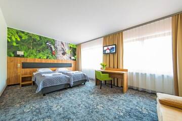 Фото номера Четырехместный номер Курортные отели Góral Spa&amp;Wellness г. Щирк 2